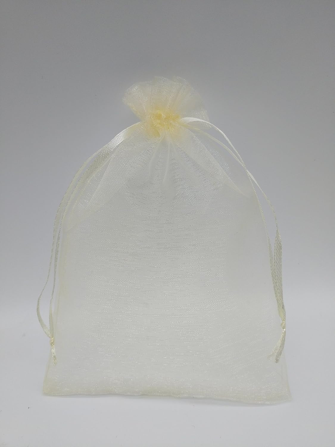 100Pcs Sheer Organza Favor Bags 5X7'' for Wedding Gift Bags Samples Display Drawstring Pouches (Champagne)