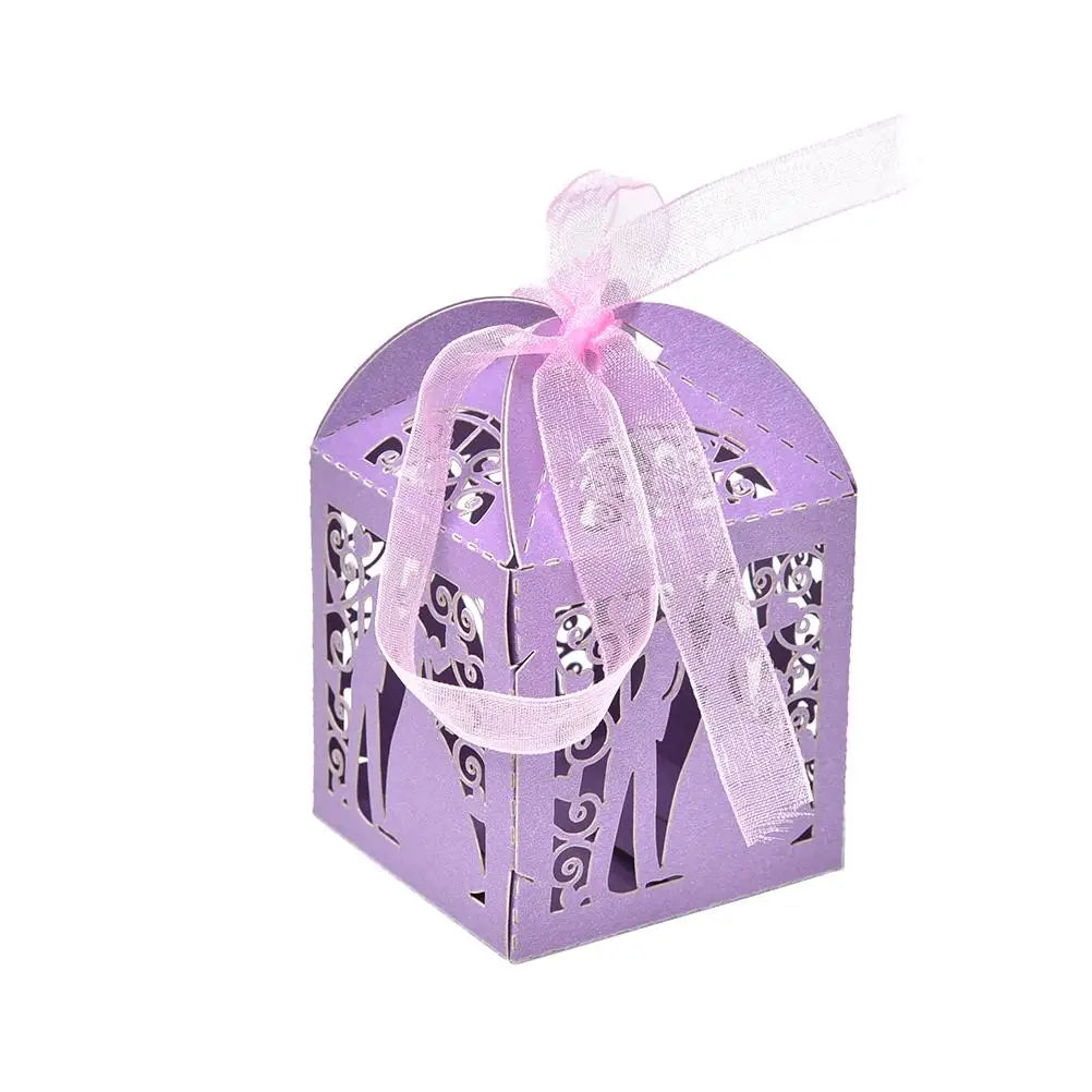 2023 10Pcs Couple Design Luxury Lase Cut Wedding Sweets Candy Gift Favour Boxes with Ribbon Table Decorations Favor candy Box