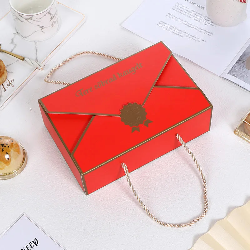 10pcs Envelope Gift Boxes Portable Packaging Candy Baking Cake Paper Hand Box Package Box Wedding Gifts for Guests Party Favors