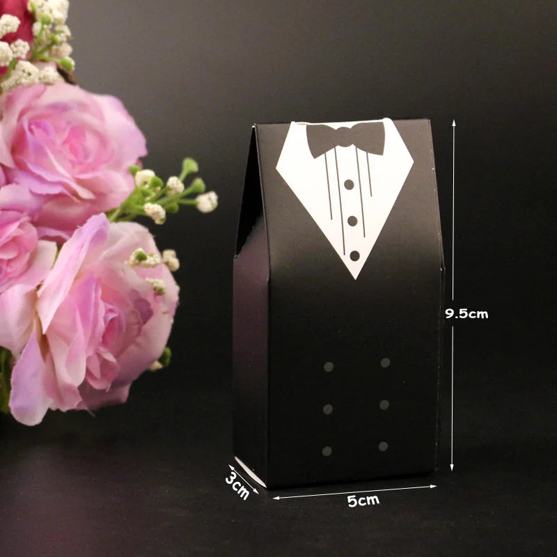 100Pcs Bride and Groom Dresses Wedding Candy Box Gifts Favor Box Wedding Bonbonniere DIY Event Party Supplies for Wedding