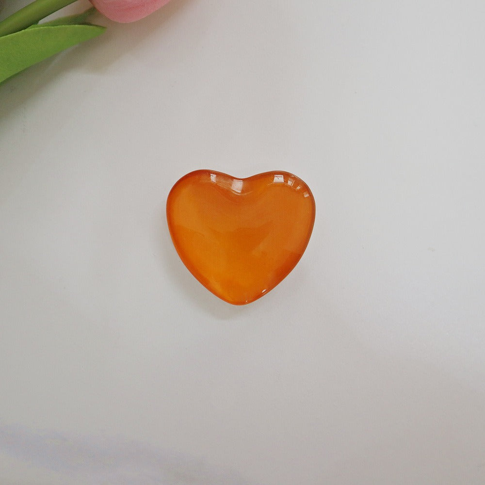 Candy colored heart-shaped stand three-dimensional heart-shaped crystal white stand cute small stand universal