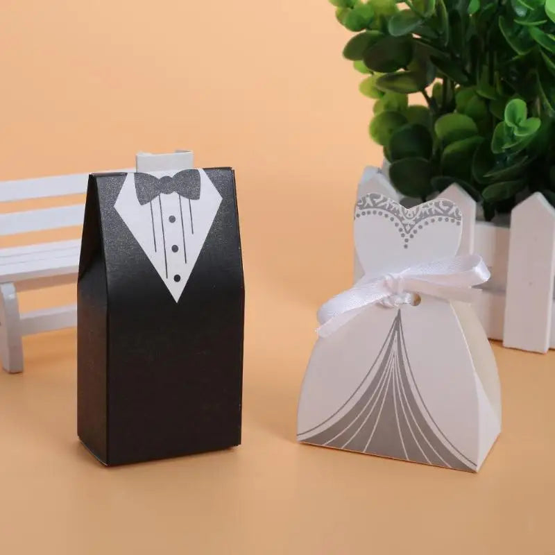 100Pcs Bride and Groom Dresses Wedding Candy Box Gifts Favor Box Wedding Bonbonniere DIY Event Party Supplies for Wedding