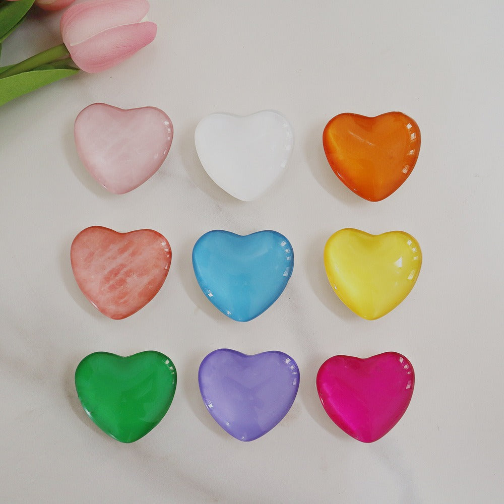 Candy colored heart-shaped stand three-dimensional heart-shaped crystal white stand cute small stand universal