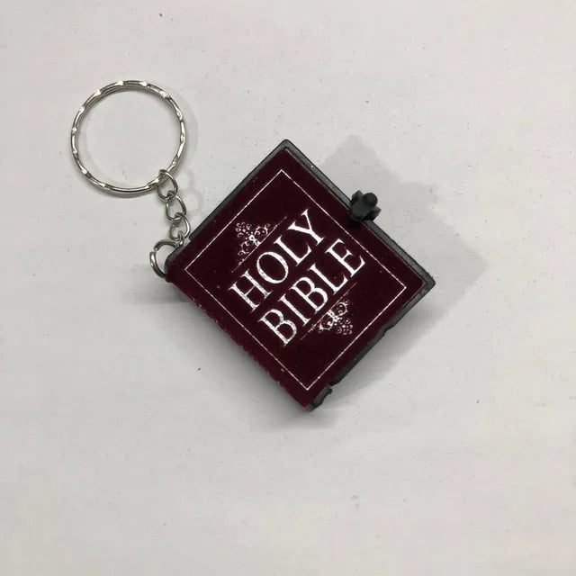 Mini English HOLY BIBLE Keychains Christian Jesus Cross Muslim Keyrings Women Bag Charm Prayer God Bless Key Holder Accessories