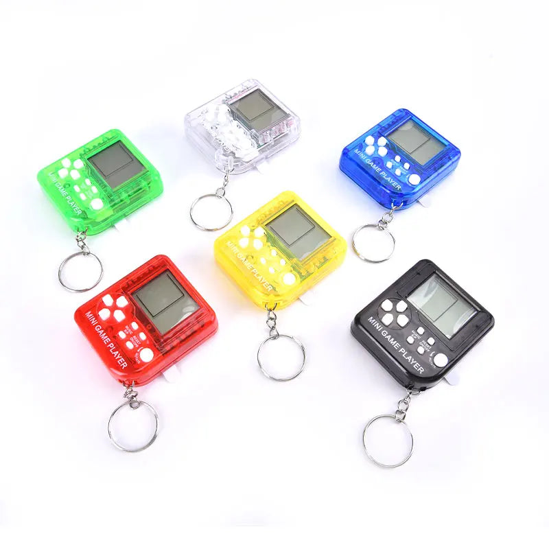 Pocket Mini Classic Game Machine Keychain Children's Handheld Retro Nostalgic Game Console With Keyring Video Game 26 Games Gift