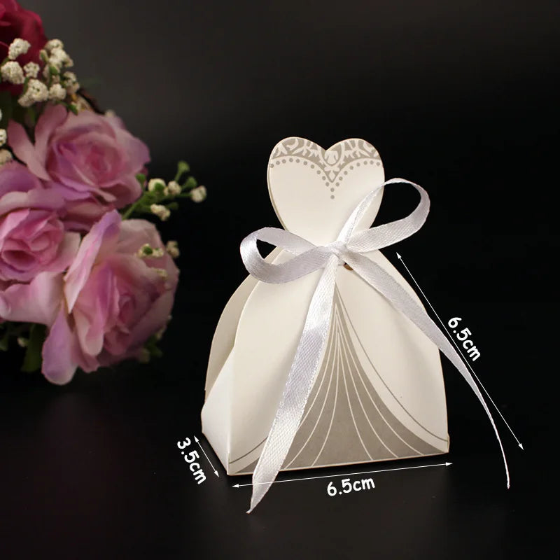 100Pcs Bride and Groom Dresses Wedding Candy Box Gifts Favor Box Wedding Bonbonniere DIY Event Party Supplies for Wedding